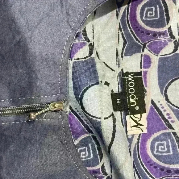 Traditional boho. Hardly worn. Print design throughout the shirt - Picture 3 of 3